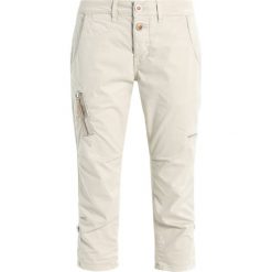 Bermudy damskie: Mos Mosh VALERINE KATY CARGO Szorty white