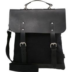 Enter Torba na ramię black. Czarne torby męskie na ramię marki Enter. W wyprzedaży za 461,45 zł.