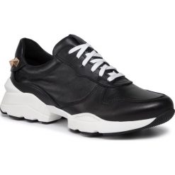 Sneakersy KARINO - 3141/053 Biuało/Czarny. Czarne półbuty damskie Karino, ze skóry. W wyprzedaży za 249,00 zł.