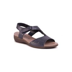 GO SOFT WI16-ANYA-02 Granatowy. Niebieskie sandały damskie GO SOFT, bez wzorów, ze skóry, bez obcasa, bez zapięcia. Za 129,99 zł.