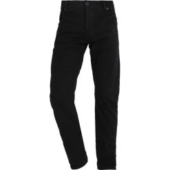 GStar ARC 3D SLIM Jeansy Slim Fit hino black denim. Czarne jeansy męskie relaxed fit G-Star. W wyprzedaży za 375,20 zł.