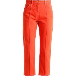 Jeansy damskie: Topshop BOUTIQUE Jeansy Straight Leg red