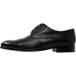 Prime Shoes Eleganckie buty black. Czarne buty wizytowe męskie Prime Shoes, z materiału, na sznurówki. Za 799,00 zł.