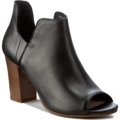 Botki BRONX - 33926-K-01 Black 01. Czarne buty zimowe damskie marki Bronx, z materiału. W wyprzedaży za 219,00 zł.