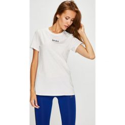 Nike Sportswear - Top. Szare topy damskie Nike Sportswear, l, z aplikacjami, z bawełny, z okrągłym kołnierzem. W wyprzedaży za 69,90 zł.