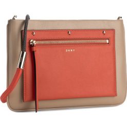 Torebka DKNY - Nappa Bungee Rope R171380203 Nude/Orange 918. Pomarańczowe listonoszki damskie DKNY, na co dzień, bez wzorów, ze skóry, eleganckie, bez dodatków. W wyprzedaży za 599,00 zł.