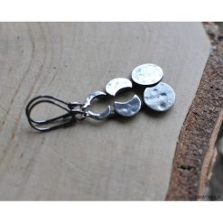 Fazy księżyca - kolczyki. Szare kolczyki damskie Pakamera, srebrne. Za 169,00 zł.