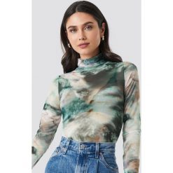 NA-KD Trend Printed Polo Neck Mesh Top - Green,Beige,Multicolor. Brązowe topy damskie marki NA-KD Trend, bez wzorów, z meshu, polo. Za 92,95 zł.