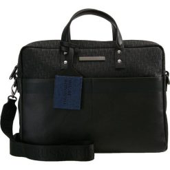 Trussardi Jeans BOCCONI BRIEF CASE BAG LOGO Aktówka black. Czarne aktówki męskie Trussardi Jeans, bez wzorów, z jeansu. Za 669,00 zł.