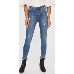 Answear Lab - Jeansy. Niebieskie jeansy damskie Answear Lab, s. Za 149,90 zł.