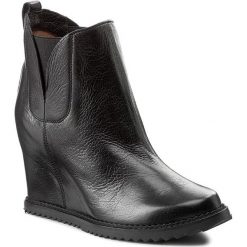 Buty zimowe damskie: Botki SOLO FEMME - 85604-12-E52/000-13-00 Czarny