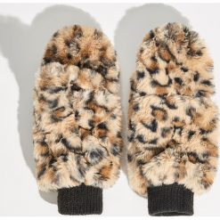 Puszyste rękawiczki - Brązowy. Brązowe rękawiczki damskie Sinsay. Za 29,99 zł.