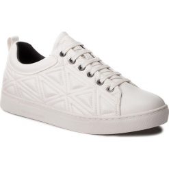 Sneakersy EMPORIO ARMANI - X3X069 XF303 00001 White. Białe półbuty damskie marki Emporio Armani, na co dzień, bez wzorów, ze skóry ekologicznej, bez obcasa, na płaskiej podeszwie, bez zapięcia. W wyprzedaży za 469,00 zł.