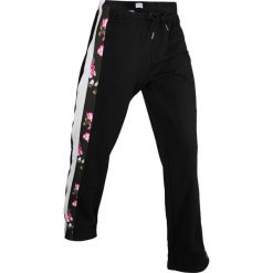 Spodnie dresowe Maite Kelly, długie, Level 1 bonprix czarny. Czarne spodnie damskie bonprix, z dresówki. Za 109,99 zł.