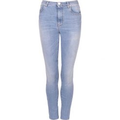 Pinko Jeansy "Elle". Jeansy damskie Pinko, z aplikacjami, z jeansu, z podwyższonym stanem. Za 489,00 zł.