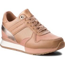 Sneakersy damskie: Sneakersy TOMMY HILFIGER – Sneaker Wedge FW0FW02977 Silky Nude 297