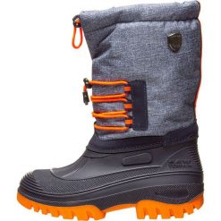 Kozaki zimowe "Ahto" w kolorze granatowym. Niebieskie kozaki dziewczęce CMP Shoes, na zimę, bez wzorów, z materiału, z okrągłym noskiem, bez obcasa. W wyprzedaży za 166,95 zł.