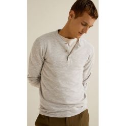 Mango Man - Sweter Patrol. Niebieskie swetry męskie Mango Man, s, bez wzorów, z bawełny, bez kołnierzyka, bez kaptura. W wyprzedaży za 69,90 zł.