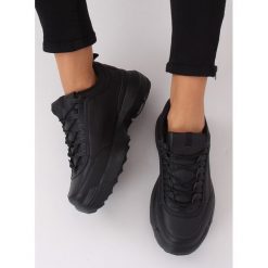 Czarne buty sportowe LAREE. Czarne buty sportowe damskie FunKee.pl, bez wzorów, z tkaniny, klasyczne. Za 100,99 zł.