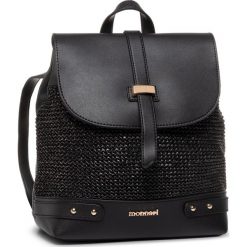 Plecak MONNARI - BAG0030-020 Black. Czarne plecaki damskie Monnari, bez wzorów, ze skóry ekologicznej. W wyprzedaży za 179,00 zł.
