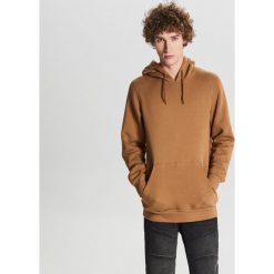 Bluza Basic - Beżowy. Brązowe bluzy męskie Cropp, s, bez wzorów, bez kołnierzyka, bez rękawów, bez kaptura. Za 79,99 zł.