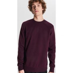 Bluza basic - Bordowy. Czerwone bluzy męskie Cropp, s, bez wzorów, bez kołnierzyka, bez rękawów, bez kaptura. Za 59,99 zł.