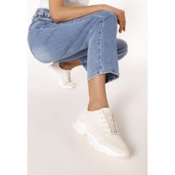 Beżowe Sneakersy Menodiace. Brązowe sneakersy damskie Born2be. W wyprzedaży za 89,99 zł.