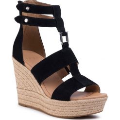 Espadryle UGG - W Kolfax 1111067 Blk. Czarne espadryle damskie Ugg, bez wzorów, z zamszu, bez obcasa, na obcasie. Za 599,00 zł.