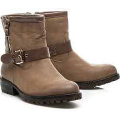 WORKERY. Brązowe botki damskie Haner, bez obcasa, bez zapięcia. Za 89,90 zł.