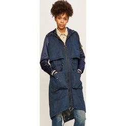 Desigual - Parka. Niebieskie kurtki damskie Desigual, s, bez wzorów, z elastanu, długie, z kapturem. Za 849,90 zł.