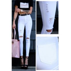 Jeansy GINA. Białe jeansy damskie Jeansy GINA. W wyprzedaży za 59,00 zł.