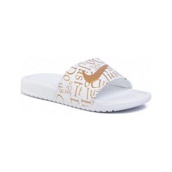 Nike Benassi „Just Do It”., ODZIEŻ SPORTOWA | 618919-116 | 6. Biała buty sportowe damskie Nike. W wyprzedaży za 170,84 zł.