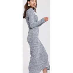 Szara Sukienka Moody. Szare długie sukienki damskie marki other, na zimę, xl. Za 49,99 zł.