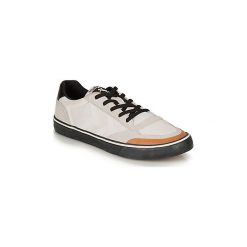 Buty Hummel STADIL 3.0 CLASSIC. Białe trampki i tenisówki damskie Hummel, bez wzorów, bez zapięcia. Za 309,00 zł.