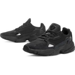 ADIDAS ORIGINALS FALCON > G26880. Sneakersy damskie Adidas, ze skóry. W wyprzedaży za 249,99 zł.