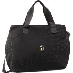 Torba LIU JO - Shopping TA0227 T0300 Nero 22222. Czarne torby podróżne Liu Jo, bez wzorów, z materiału. W wyprzedaży za 369,00 zł.