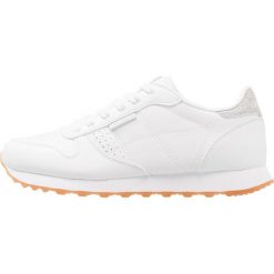 Trampki damskie slip on: Skechers Sport Tenisówki i Trampki white