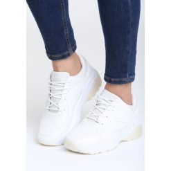 Białe Sneakersy Backyard. Białe sneakersy damskie vices, z materiału. Za 89,99 zł.