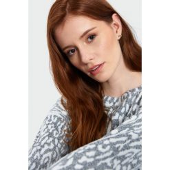 Bluzka dzianinowa. Bluzki damskie Greenpoint, bez wzorów, z elastanu, bez kołnierzyka, bez rękawów. Za 49,99 zł.
