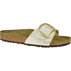 Birkenstock Madrid Big Buckle BF 1015278. Białe klapki damskie Birkenstock, bez wzorów, bez obcasa. W wyprzedaży za 259,99 zł.