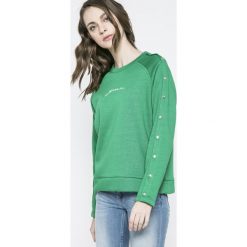Tally Weijl - Bluza. Czerwone bluzy z nadrukiem damskie marki TALLY WEIJL, l, z dzianiny, z krótkim rękawem. W wyprzedaży za 39,90 zł.