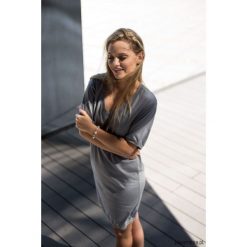 CARRIE Sukienka. Czarne sukienki dzianinowe Pakamera, midi. Za 169,00 zł.
