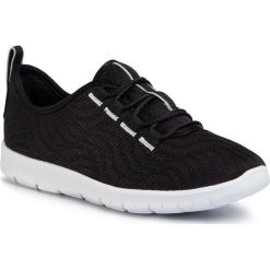 Sneakersy CLARKS - Step Allena Go 261504824 Black. Czarne półbuty damskie Clarks, z tworzywa sztucznego. W wyprzedaży za 229,00 zł.