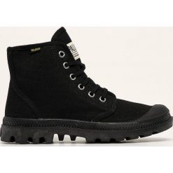 Palladium - Trampki. Białe trampki i tenisówki damskie Palladium, bez wzorów, z materiału, na sznurówki. Za 379,90 zł.