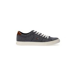 Buty Tommy Hilfiger FM0FM02204 TXTL SNEAKER. Niebieskie trampki męskie TOMMY HILFIGER, bez wzorów, bez zapięcia. Za 276,10 zł.