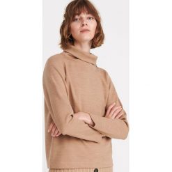 Bluza ze stójką - Beżowy. Brązowe bluzy damskie Reserved, s, bez wzorów, bez rękawów, bez kaptura. Za 69,99 zł.