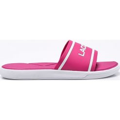 Lacoste - Klapki. Różowe klapki damskie marki Lacoste, z gumy. W wyprzedaży za 139,90 zł.