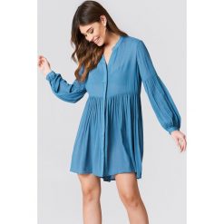 Glamorous Sukienka z obszernymi rękawami - Blue. Niebieskie sukienki na komunię marki Glamorous, bez kołnierzyka. Za 161,95 zł.