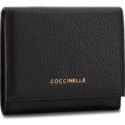 Mały Portfel Damski COCCINELLE - CW5 Metallic Soft E2 CW5 11 48 01 Noir 001. Czarne portfele damskie marki Coccinelle, ze skóry. Za 449,00 zł.