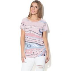Colour Pleasure Koszulka damska CP-034 282 niebiesko-błękitno-różowa r. XXXL-XXXXL. Czerwone bluzki damskie marki Colour pleasure. Za 70,35 zł.